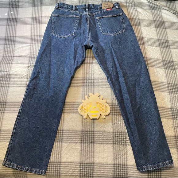 Wrangler Jeans - Picture 2 of 4